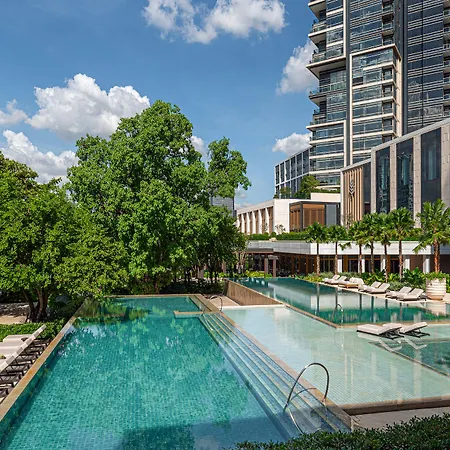Four Seasons Hotel Bangkok At Chao Phraya River