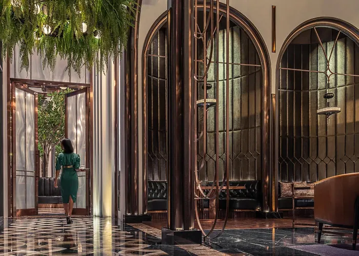 Four Seasons At Chao Phraya River