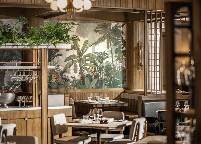Four Seasons At Chao Phraya River Hotel Bangkok