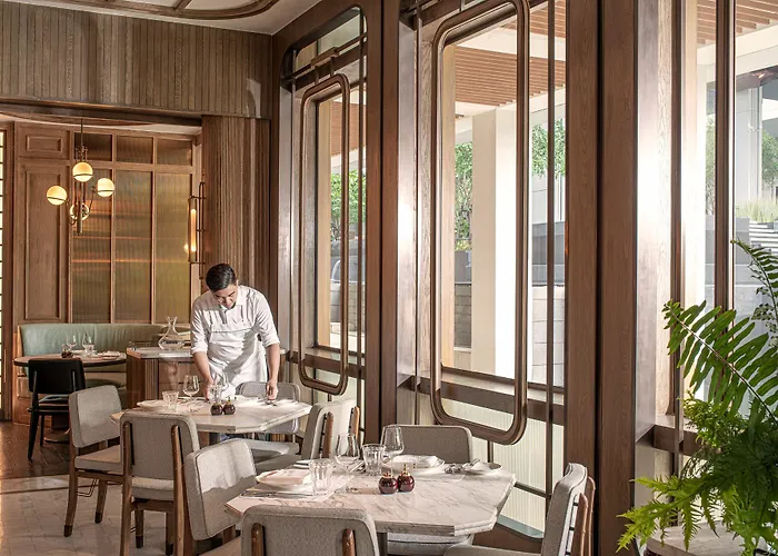 Four Seasons At Chao Phraya River