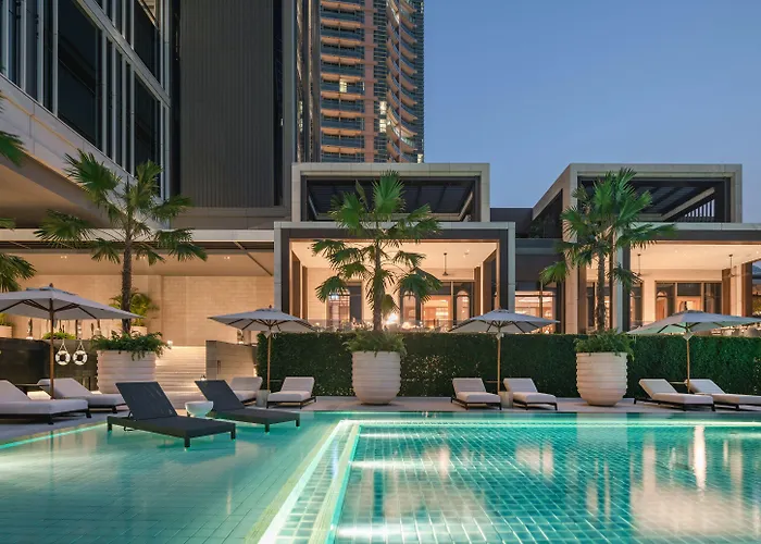 Four Seasons At Chao Phraya River