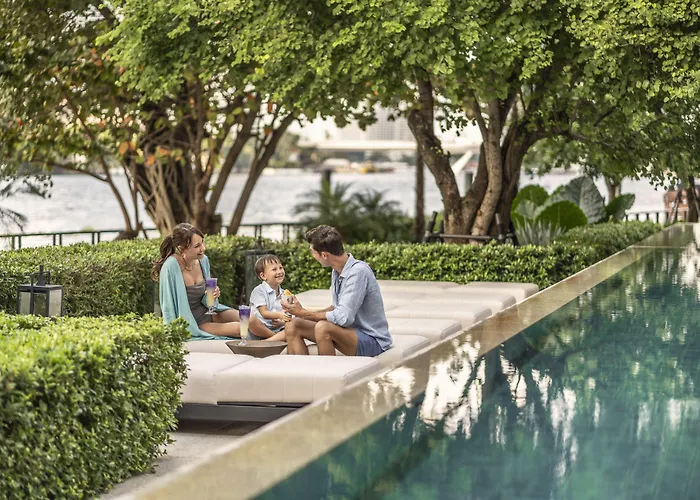 Отель Four Seasons At Chao Phraya River