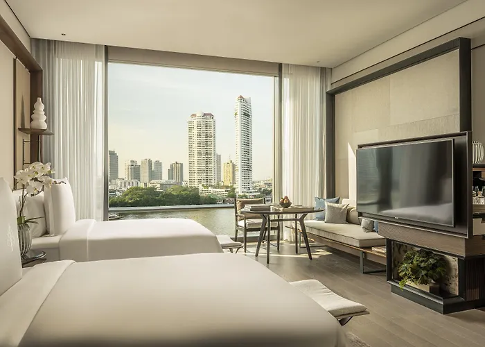 Hotel Four Seasons At Chao Phraya River 5*