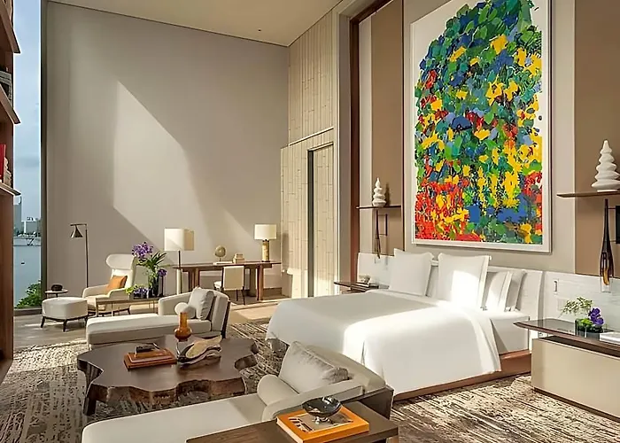 Hotel Four Seasons At Chao Phraya River 5*