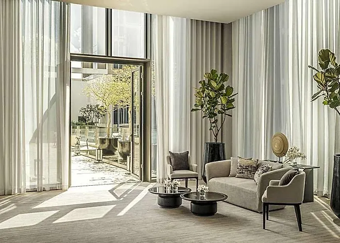 Four Seasons At Chao Phraya River 5*