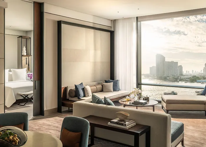 Four Seasons At Chao Phraya River